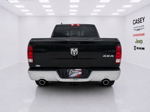 Used 2018 RAM 1500 SLT AWD/4WD image 6