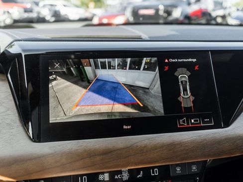 Used 2022 Audi e-tron GT Premium Plus image 10