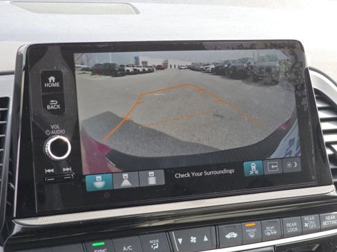 New 2026 Honda Odyssey Touring image 8
