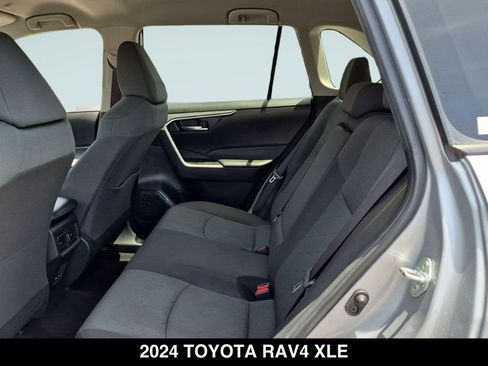 Used 2024 Toyota RAV4 XLE FWD image 16