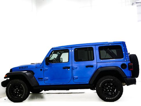 Used 2022 Jeep Wrangler Unlimited Sport AWD/4WD image 6