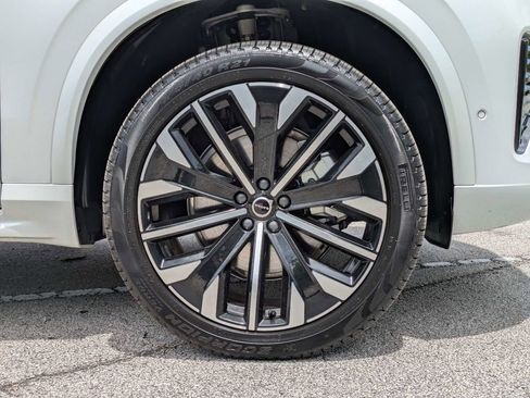 New 2026 Volvo XC90 B6 Ultra w/ Protection Package Premier AWD/4WD image 11