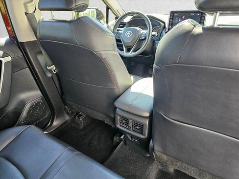Used 2022 Toyota RAV4 XLE Premium AWD/4WD image 14