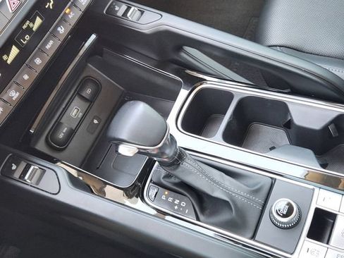 Used 2022 Kia Telluride S FWD image 20