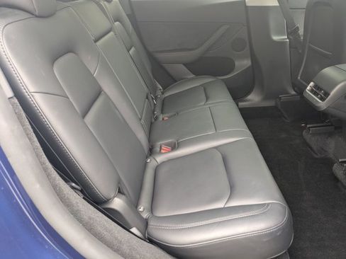 Used 2023 Tesla Model Y Long Range AWD/4WD image 19