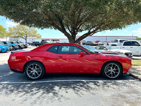 Used 2023 Dodge Challenger GT RWD image 3