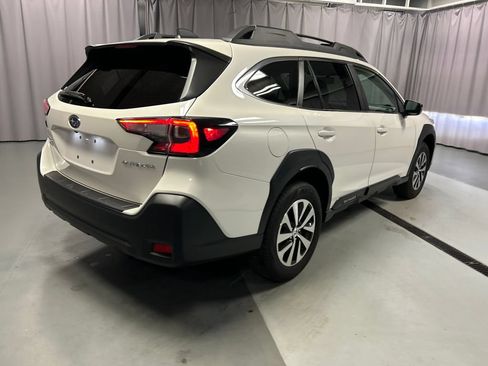 Used 2025 Subaru Outback Premium w/ Popular Package #1A AWD/4WD image 7