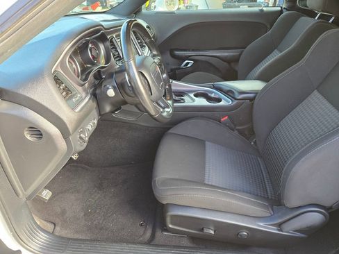 Used 2022 Dodge Challenger R/T image 18