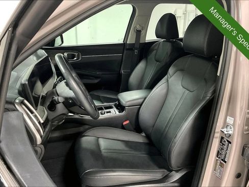 Used 2025 Kia Sorento X-Line EX AWD/4WD image 32