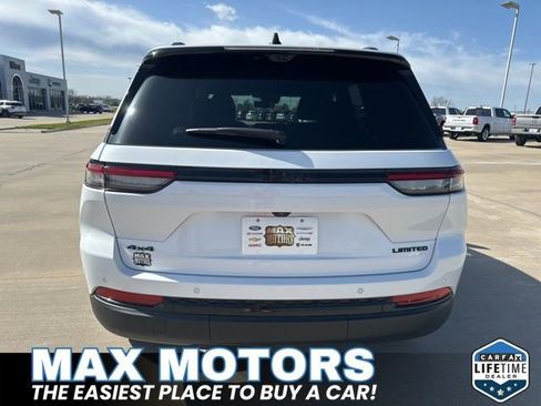 Used 2024 Jeep Grand Cherokee Limited w/ Luxury Tech Group II AWD/4WD image 5
