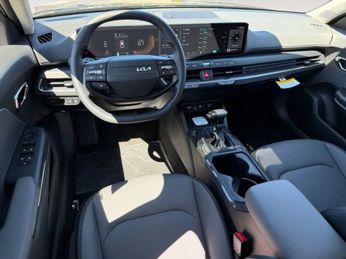 New 2026 Kia K4 EX image 15