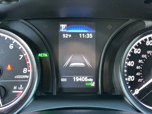 Used 2023 Toyota Camry SE image 26