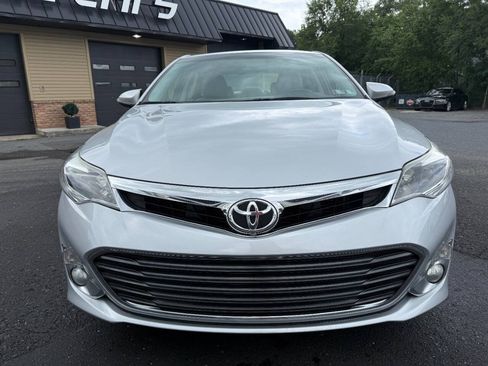 Used 2013 Toyota Avalon XLE Touring FWD image 2