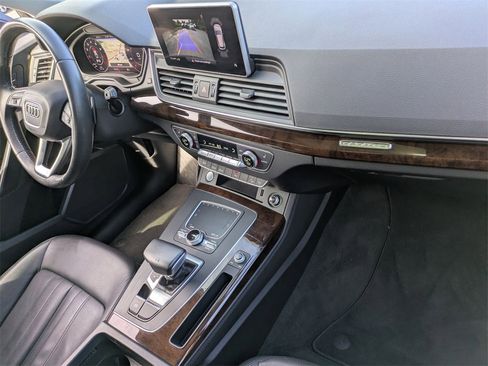 Used 2019 Audi Q5 2.0T Premium Plus w/ Premium Plus Package image 37