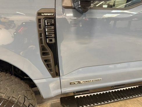 Used 2023 Ford F250 Lariat w/ Sport Appearance Package AWD/4WD image 38