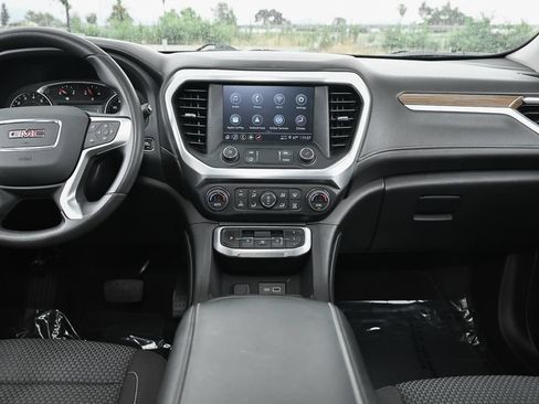 Used 2022 GMC Acadia SLE FWD image 27