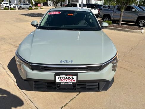 Used 2025 Kia K4 FWD image 3