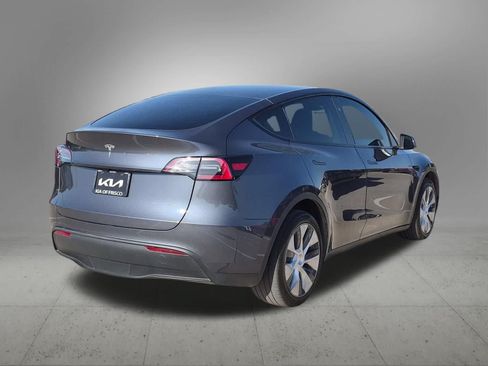 Used 2023 Tesla Model Y Long Range AWD/4WD image 6