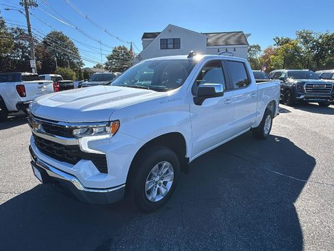 Certified 2025 Chevrolet Silverado 1500 LT image 3