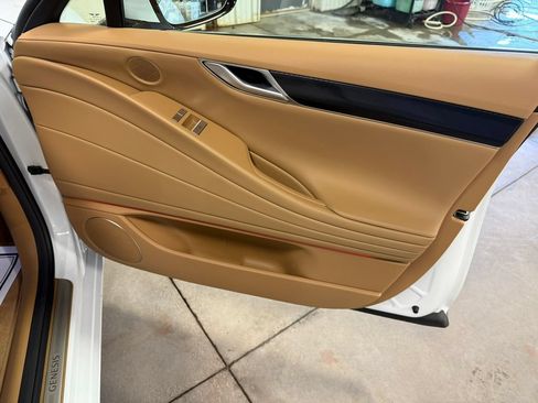 Certified 2025 Genesis G80 2.5T AWD/4WD image 32