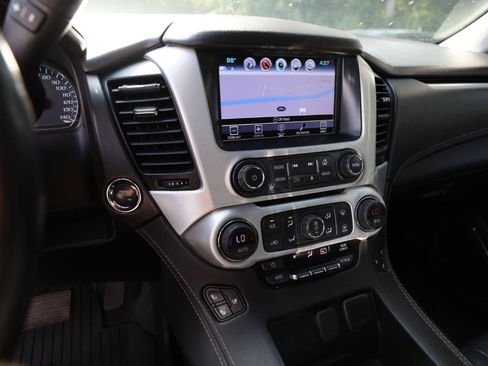 Used 2019 GMC Yukon SLT w/ Premium Edition AWD/4WD image 22