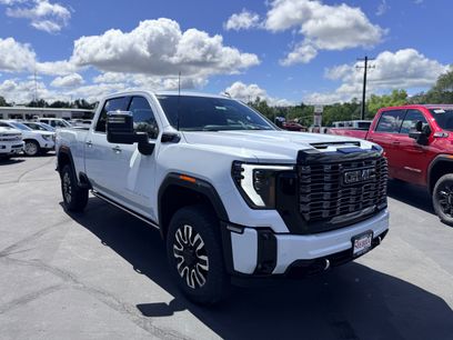 New 2026 GMC Sierra 2500 Denali Ultimate w/ Max Trailering Package