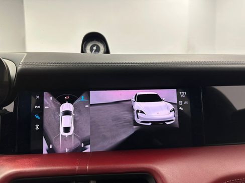 Used 2020 Porsche Taycan 4S image 61