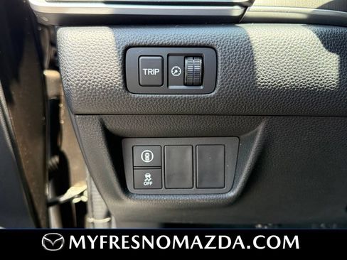 Used 2018 Honda Accord LX image 29