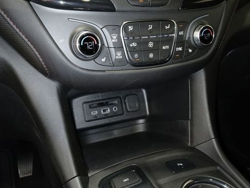 Used 2023 Chevrolet Equinox RS w/ RS Leather Package image 20