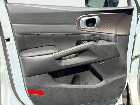 New 2026 Kia Sorento SX image 15