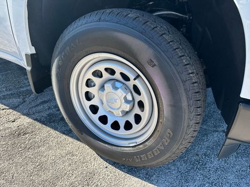 New 2026 Chevrolet Silverado 1500 W/T image 16