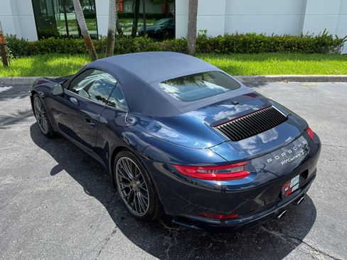 Used 2019 Porsche 911 Carrera S RWD image 4