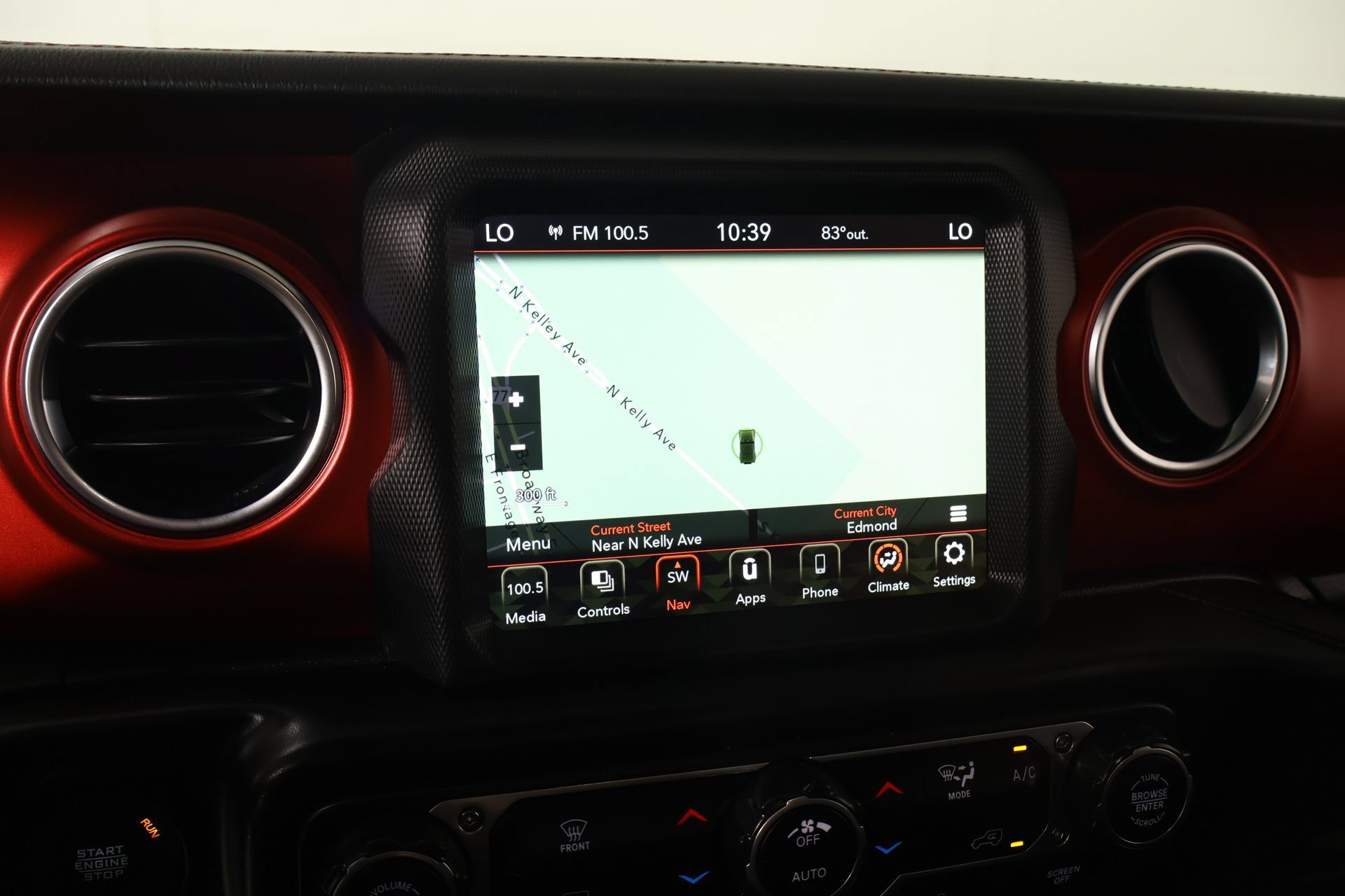 Used 2022 Jeep Gladiator Rubicon w/ Trailer Tow Package AWD/4WD image 7