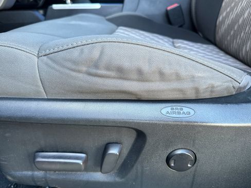 Used 2018 Toyota Tundra SR5 w/ SR5 Upgrade Package RWD image 13