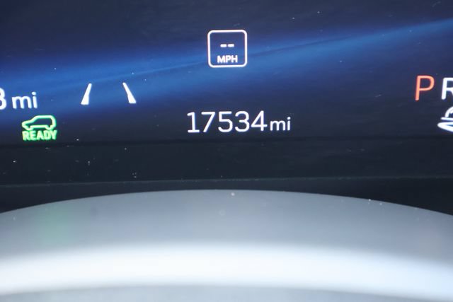 Used 2024 Cadillac Lyriq Luxury AWD/4WD image 27