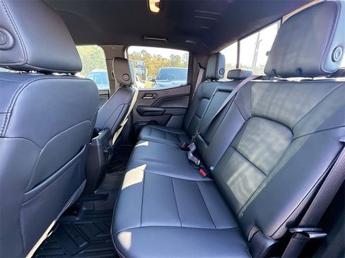 New 2026 GMC Canyon Elevation w/ Convenience Package image 4