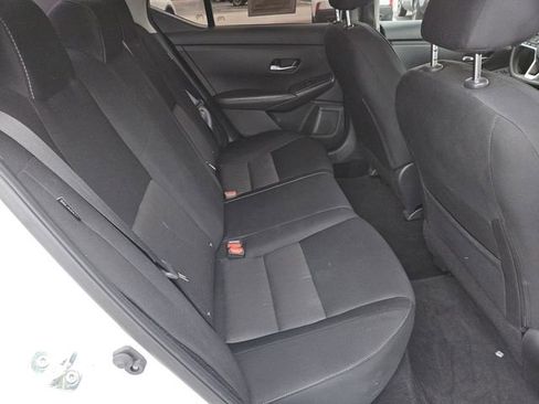Used 2023 Nissan Sentra SV FWD image 33