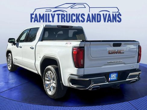 Used 2021 GMC Sierra 1500 SLT w/ Driver Alert Package I image 3