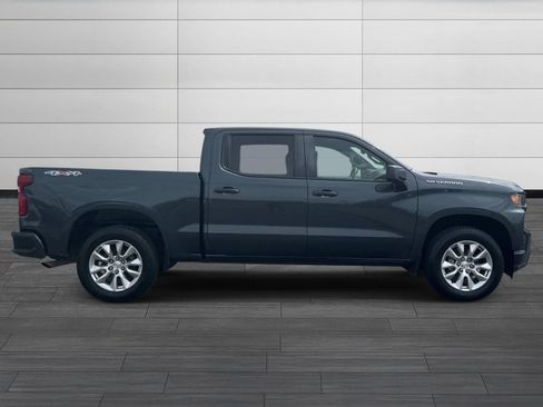Used 2022 Chevrolet Silverado 1500 Custom AWD/4WD image 3