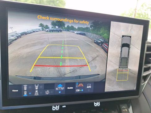 Used 2025 Toyota Tundra Platinum image 27