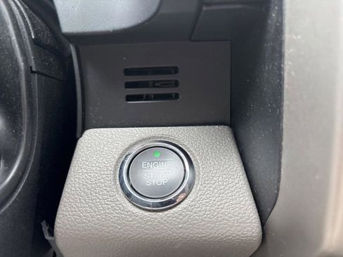 Used 2018 Ford F150 Lariat AWD/4WD image 23