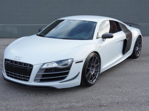 Used 2012 Audi R8 GT image 6