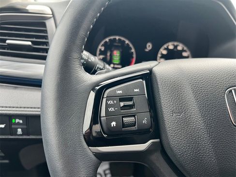 Used 2025 Honda Odyssey Elite image 29