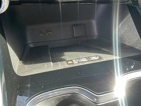 New 2026 Chevrolet Traverse LT w/ Midnight/Sport Edition image 16