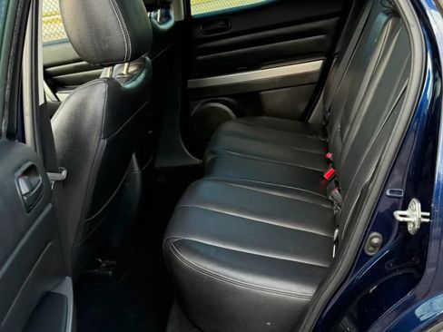 Used 2011 MAZDA CX-7 i SV FWD image 10