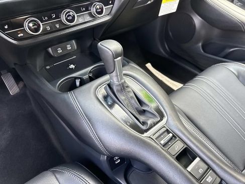 Certified 2026 Honda HR-V EX-L image 27