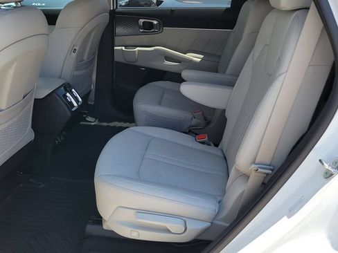 Used 2023 Kia Sorento SX Prestige AWD/4WD image 12