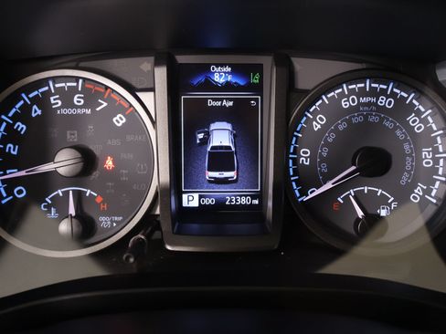Used 2022 Toyota Tacoma TRD Pro AWD/4WD image 4