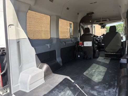 Used 2015 Ford Transit 150 XLT RWD image 20