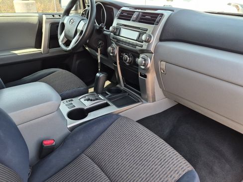 Used 2010 Toyota 4Runner SR5 RWD image 15